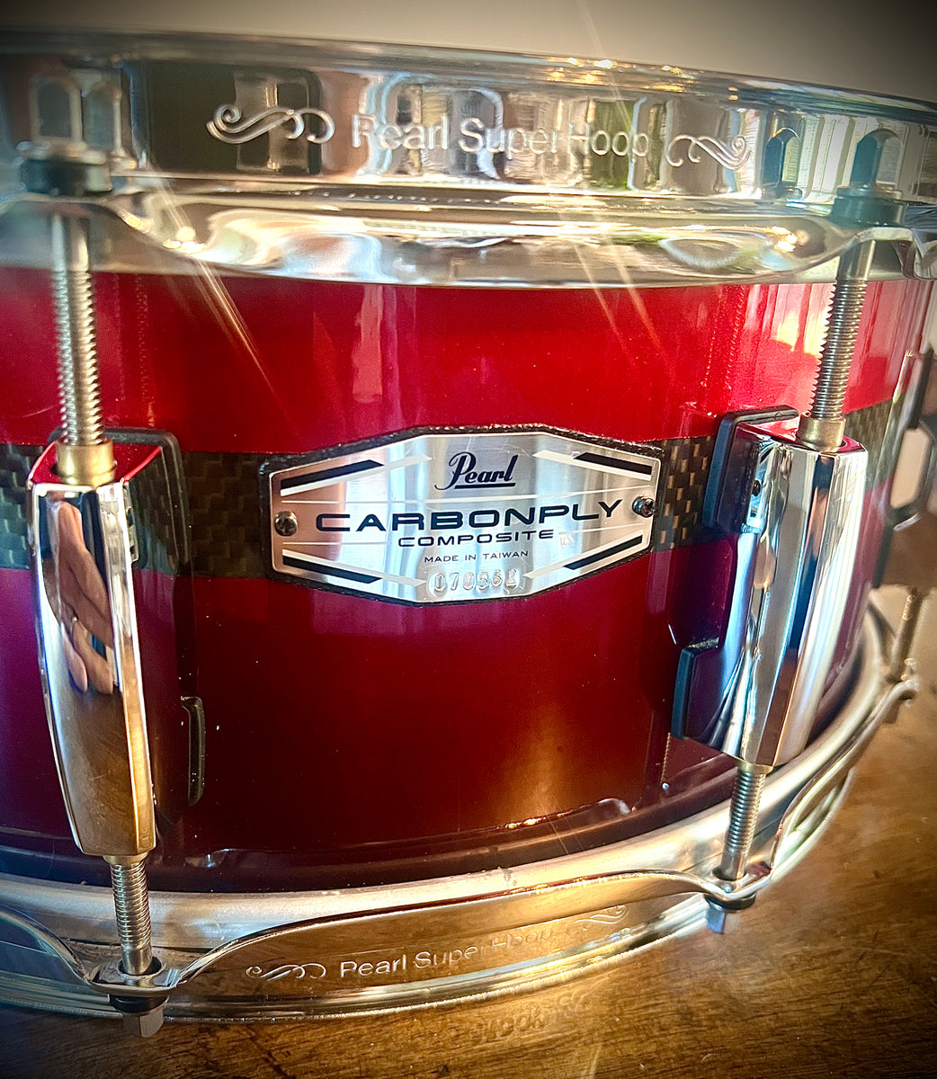 Pearl 14x5.5” Carbonply Mahogany Snare Drum in Scarlet Fade