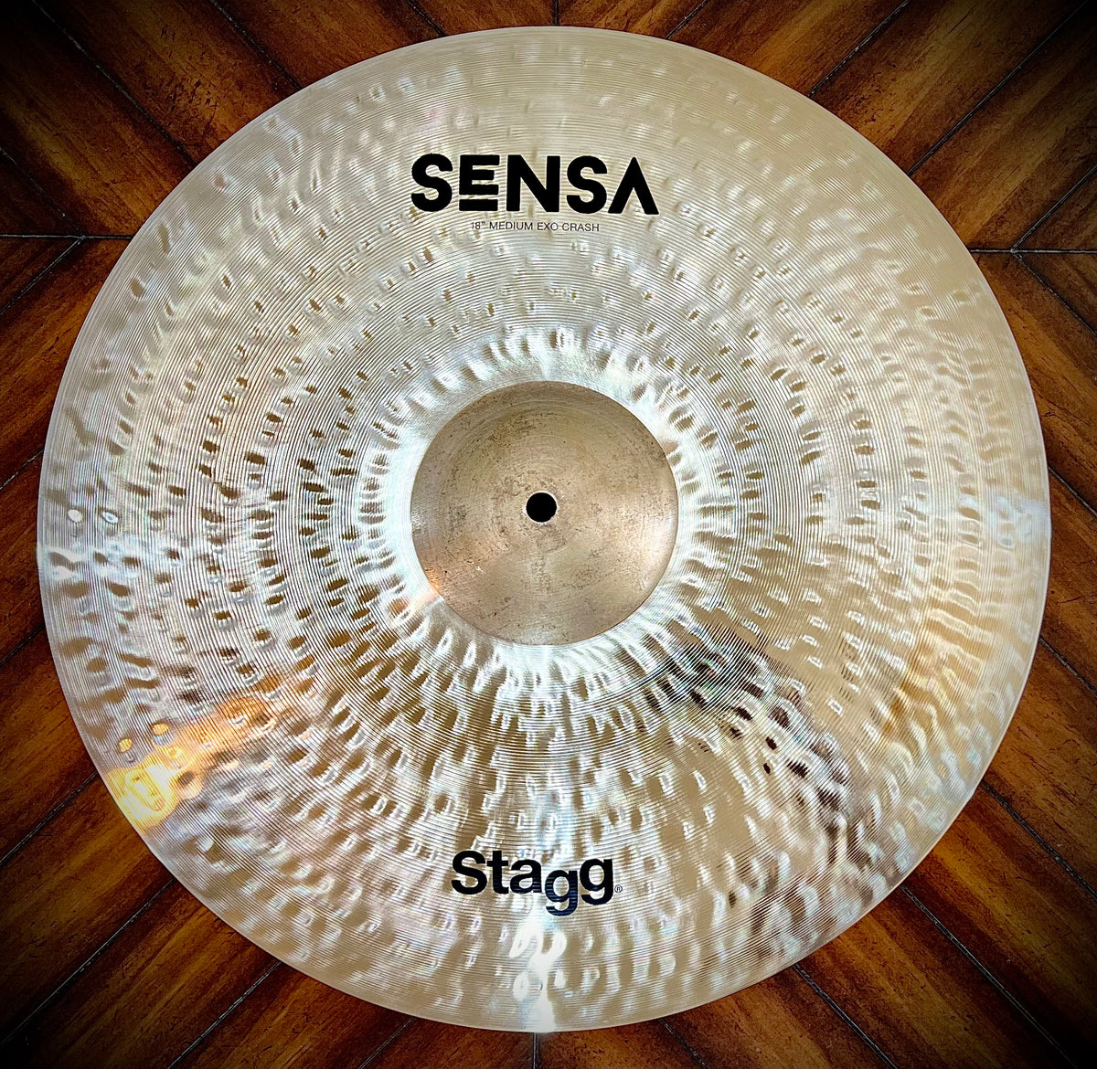 Stagg 18” Hand Hammered Sensa Exo Medium Crash Cymbal – DrumPickers