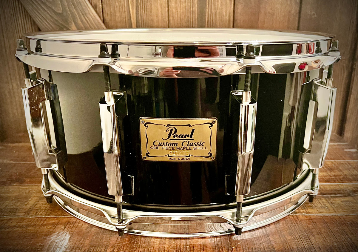 Pearl Masters Custom Classic 14x6.5” Single Maple Ply Snare Drum in Pi