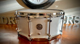 DrumPickers 14x6.5” DP Custom Line  Rich Silver Leather
