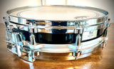 Pearl 14x4” Free Floating Snare Drum in Piano Black Gloss