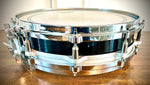 Pearl 14x4” Free Floating Snare Drum in Piano Black Gloss