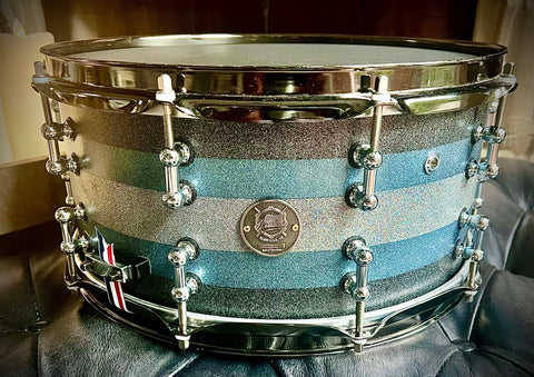 Remedy Music - Late 90s 14” Pearl snare with free floating Brass Shell. 10  lugs for precise tuning.