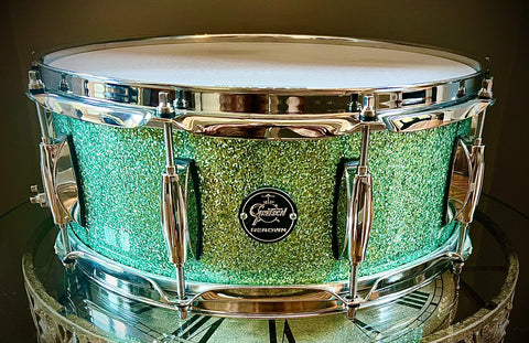 Gretsch 14x5” Renown Snare Drum in Emerald Glitter Lacquer Finish