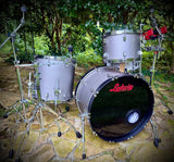 Ludwig Neusonic 3pc Shell Pack in Silver Dust (22x14”BD, 16x16”FT, 13x9”RT)
