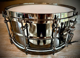 Ludwig Universal Black Brass Snare Drum - 6.5 inches x 14 inches