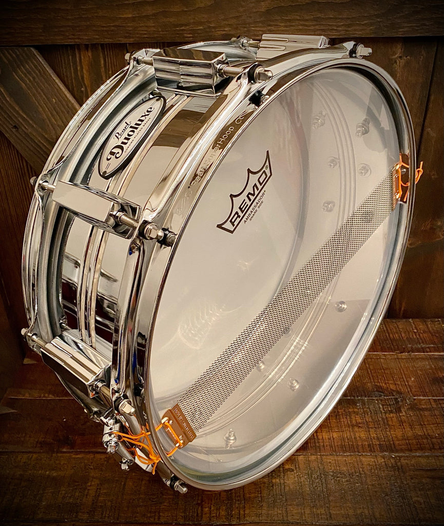 Pearl 14x5” Duoluxe Pearl Inlaid Chrome Over Brass Snare Drum – DrumPickers